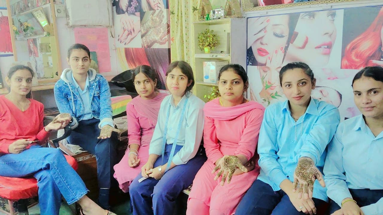 Beautician and beauty culture practical training